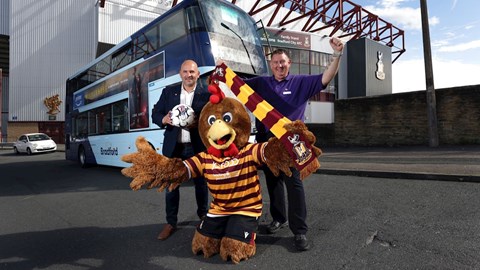 FIRST BUS AND BANTAMS BUILD ON PARTNERSHIP