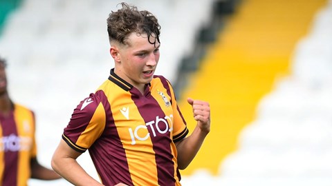 YOUNG BANTAMS BACK ON TRACK
